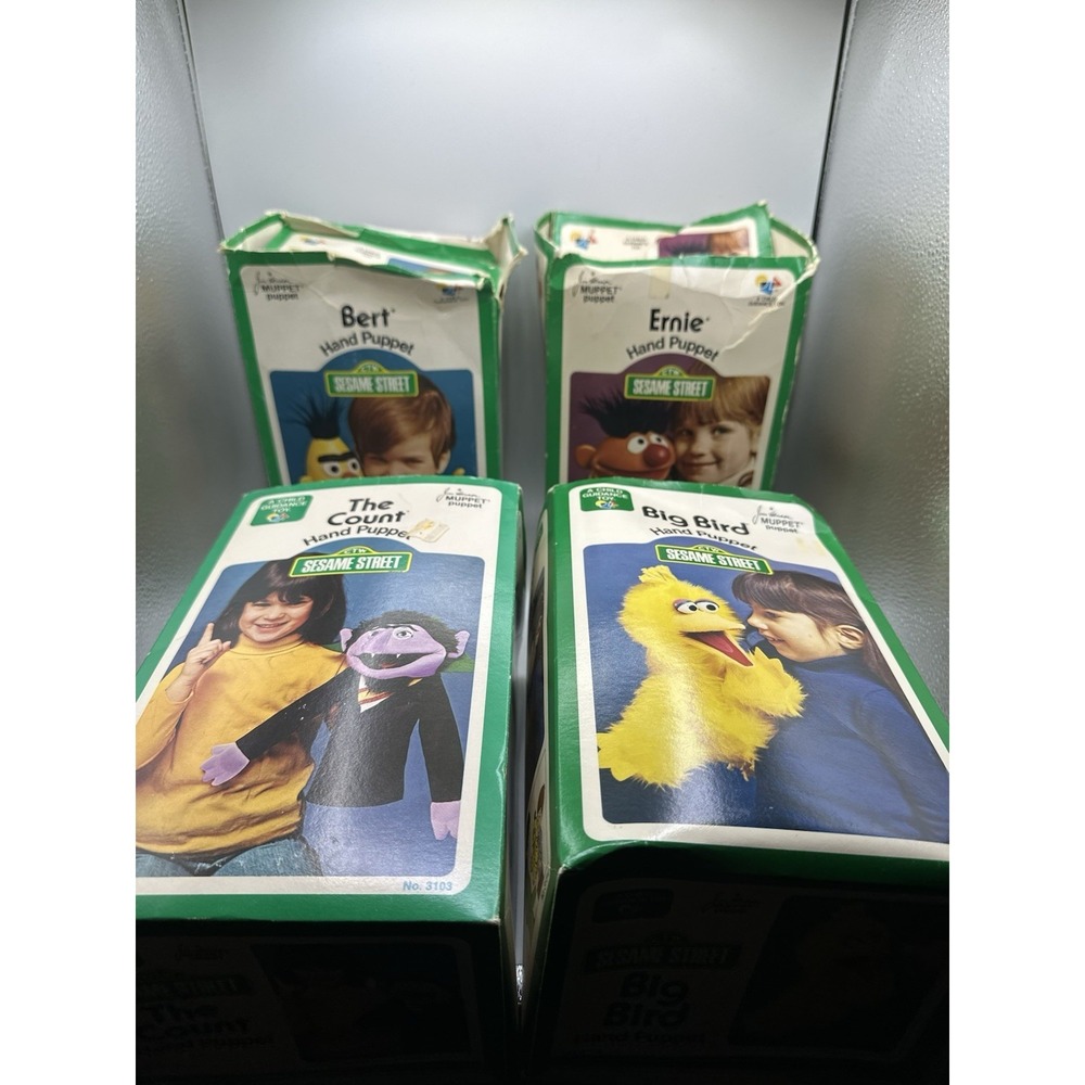 VTG‎ Sesame Street Hand Puppet Lot 4 Bert Ernie Big Bird Count Jim Henson Muppet